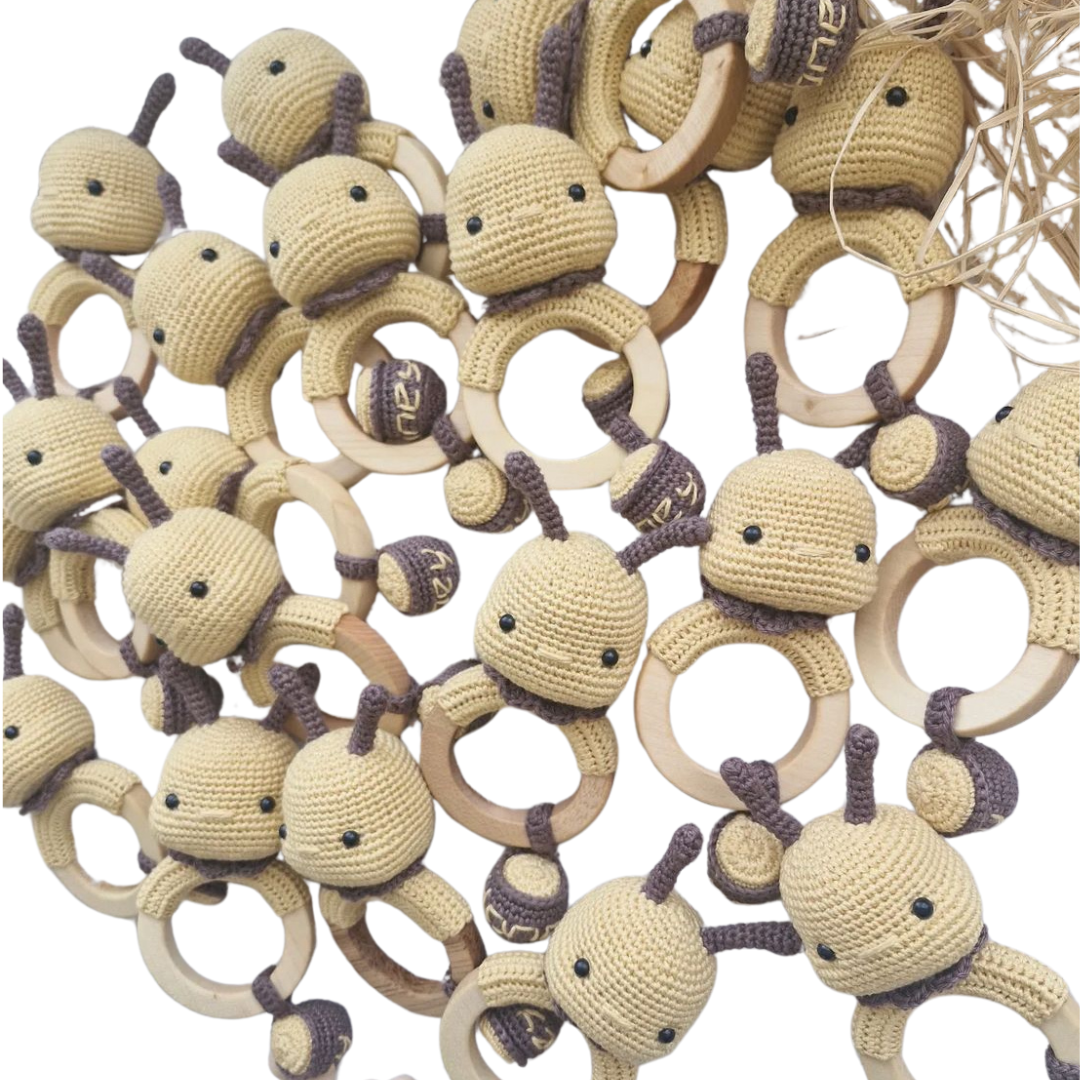 Bee Rattle