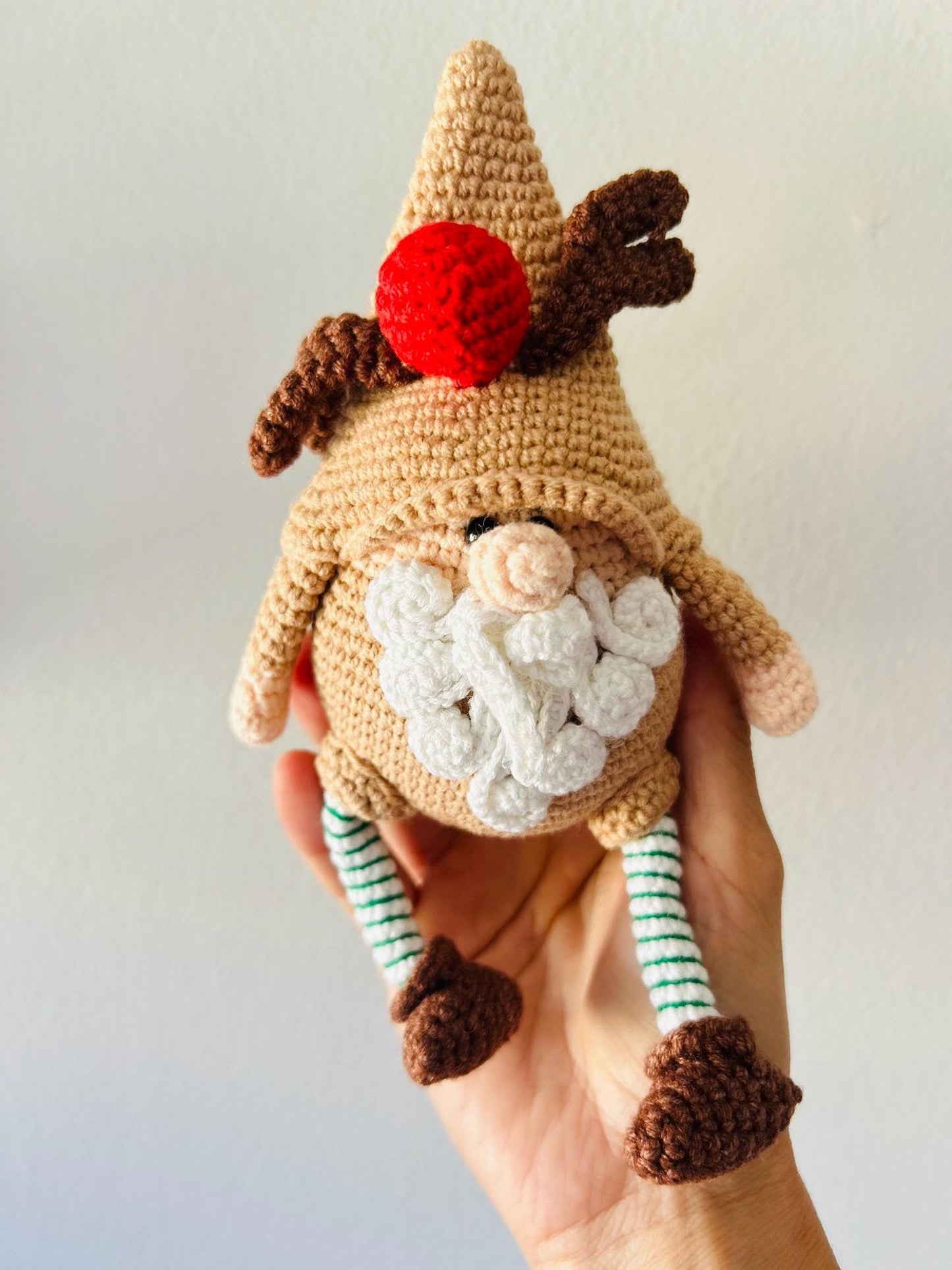 Crochet Christmas Gnomes, Festive Holiday Decoration, Amigurumi Gnome