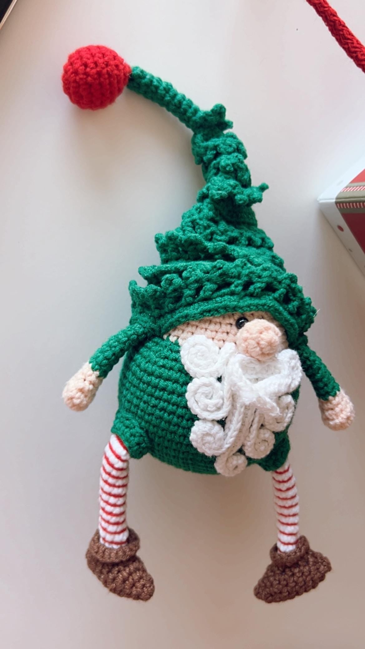 Crochet Christmas Gnomes, Festive Holiday Decoration, Amigurumi Gnome