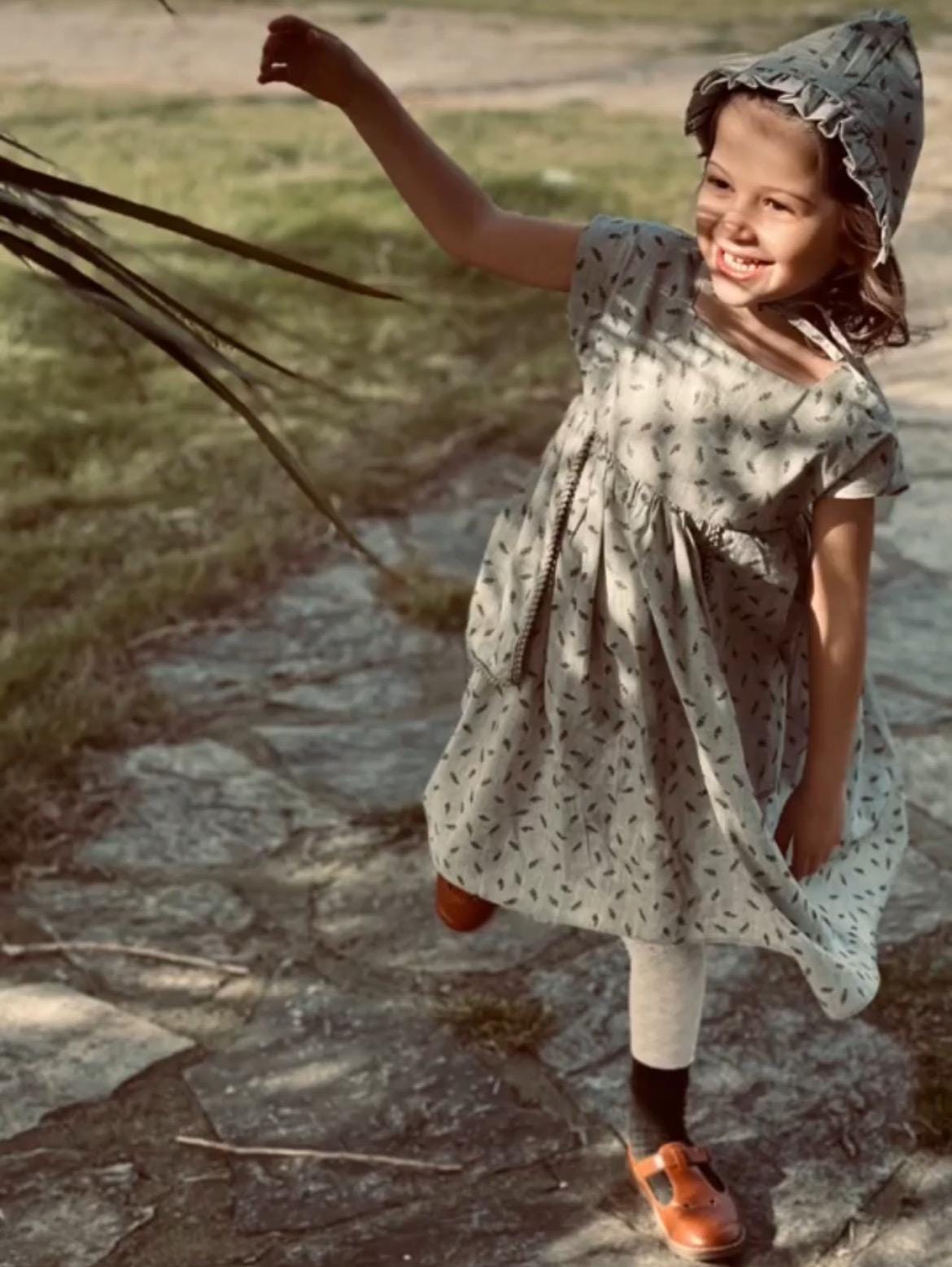 Storybook Cottage Dress with Matching Bonnet – Toddler & Girls Outfit 3 years Old