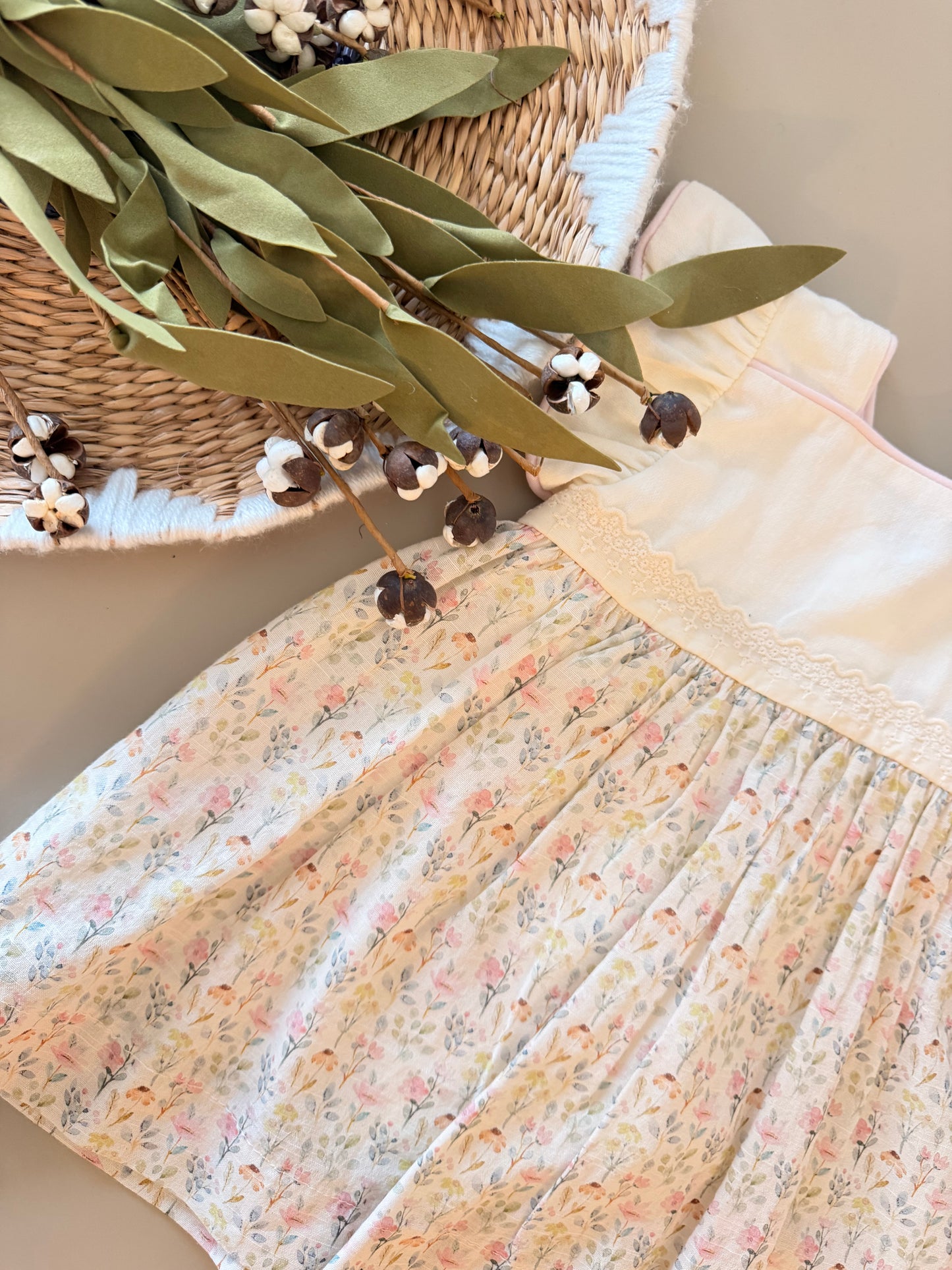 🌸 Floral Vintage Baby Dress – Spanish Collection