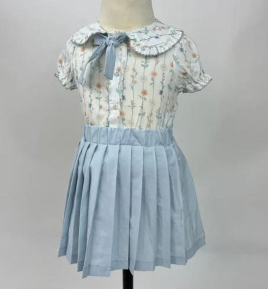 🌼 Two-Piece Floral & Blue Pleated Skirt Set
