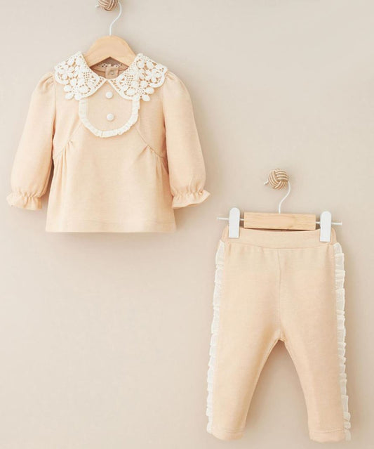 Vintage Lace 2-Piece Baby Set – Elegant Cotton Outfit