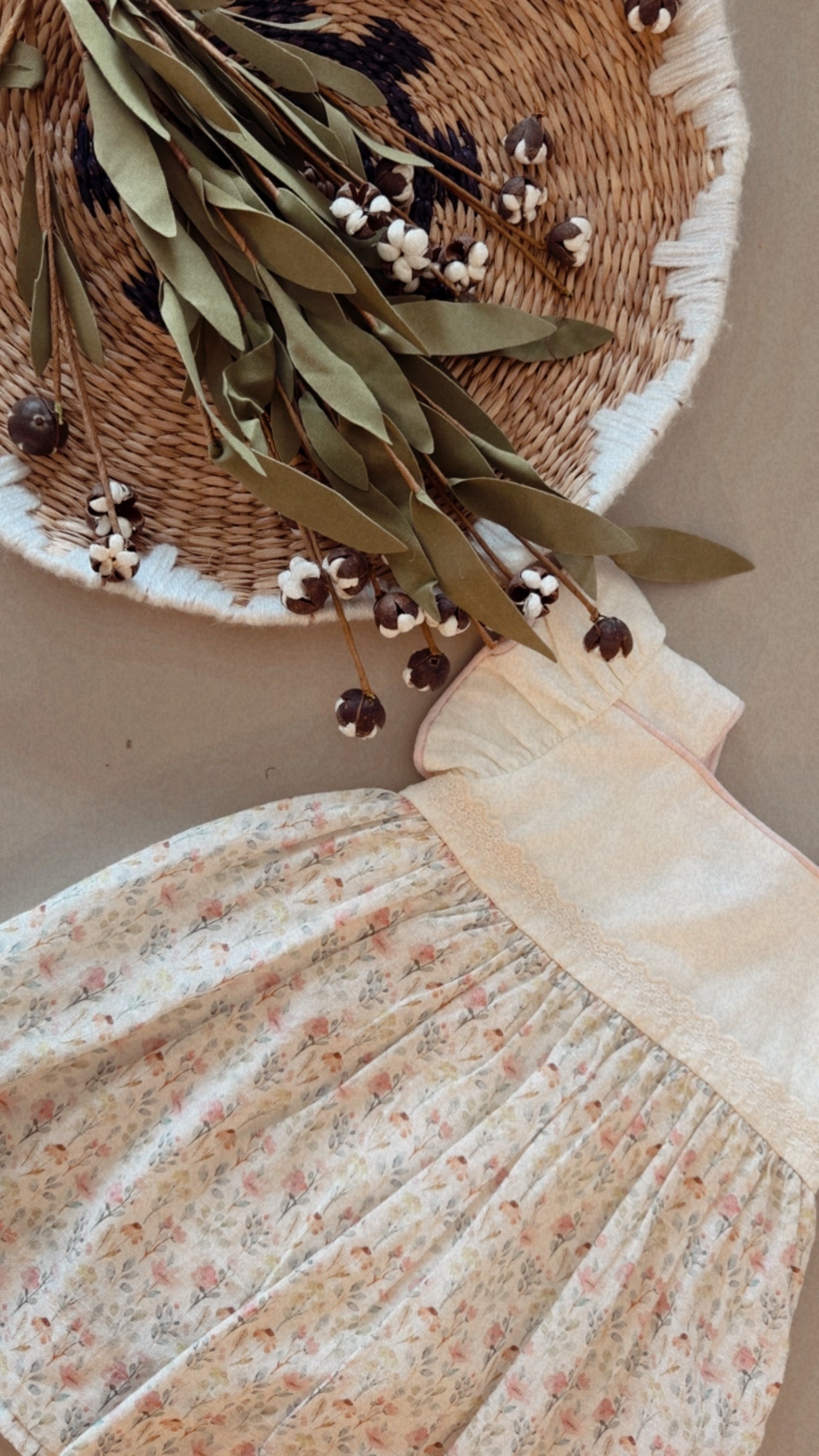 🌸 Floral Vintage Baby Dress – Spanish Collection