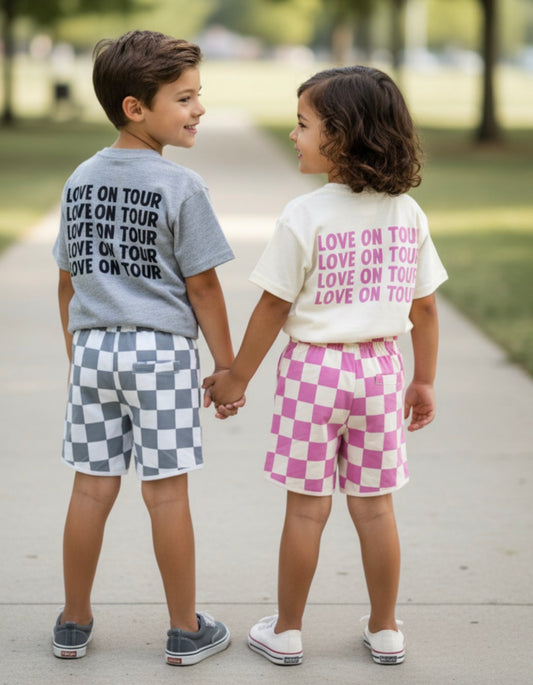 2 PC Love On Tour Paris Set