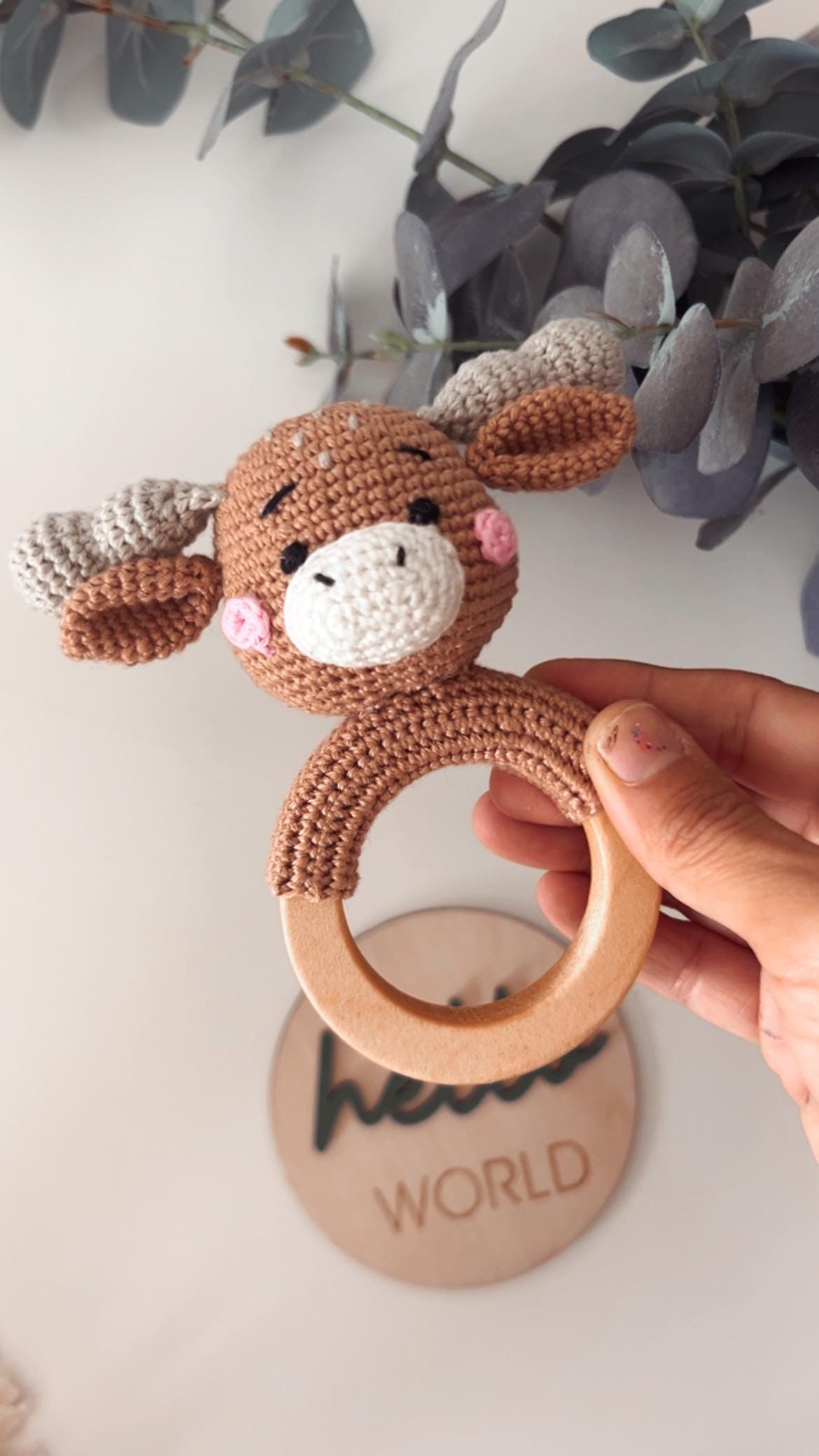 Moose rattle teether