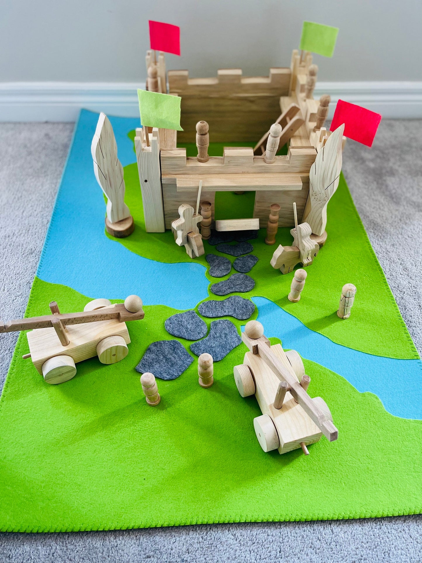 Wooden Toy Castle | Wooden Castle Set | Montessori Castle- Wooden Soldiers- Wooden Catapult Car- Wooden Castle Full Set l Felt Mat Free